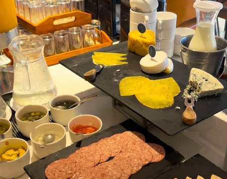 Oakwood Apartments PIK Jakarta主图