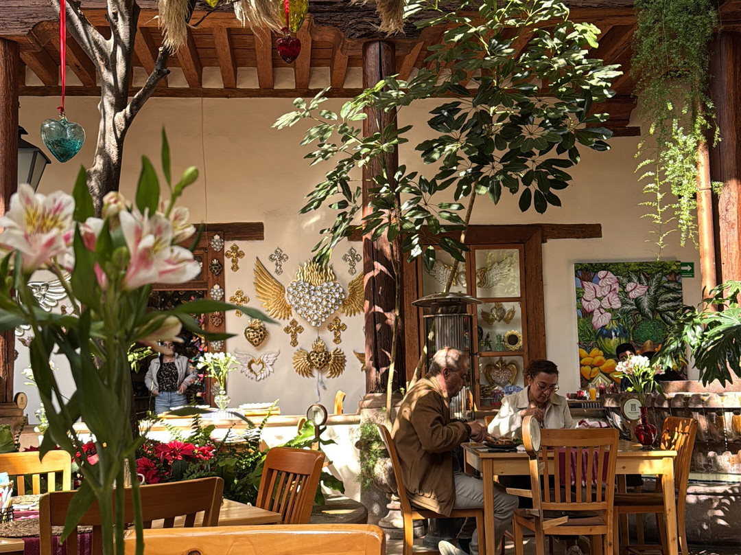 纳兰霍之家酒店主图