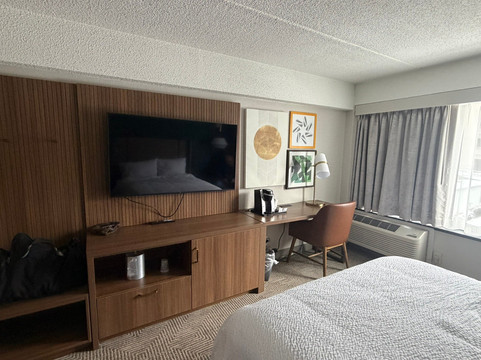 约翰斯敦市区假日酒店主图