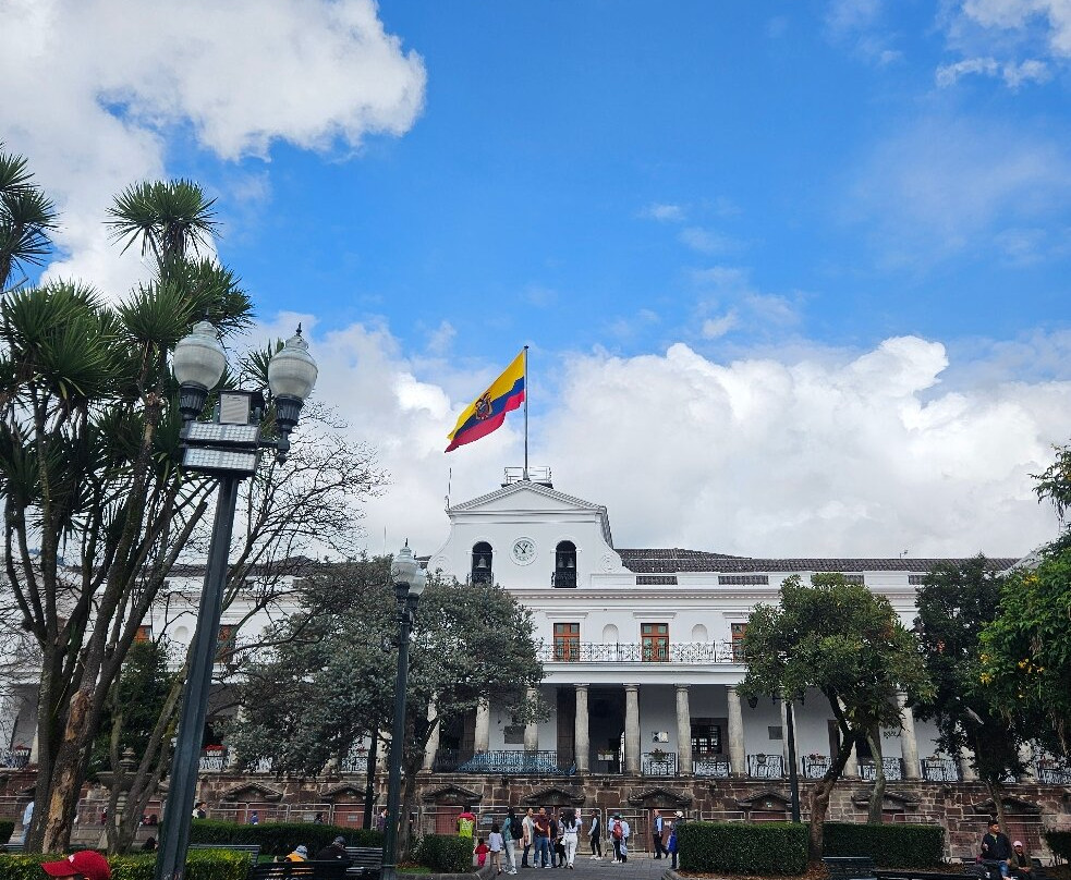 Ecuadorian Tour Guide-基多必去景点