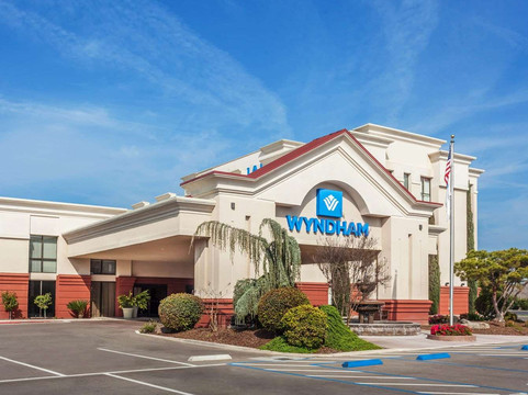 维塞利亚温德姆酒店