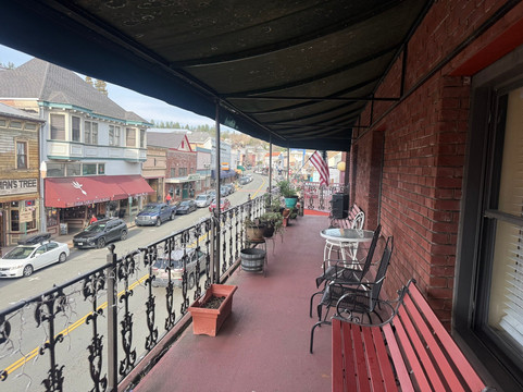 希斯托里克卡里豪斯酒店主图