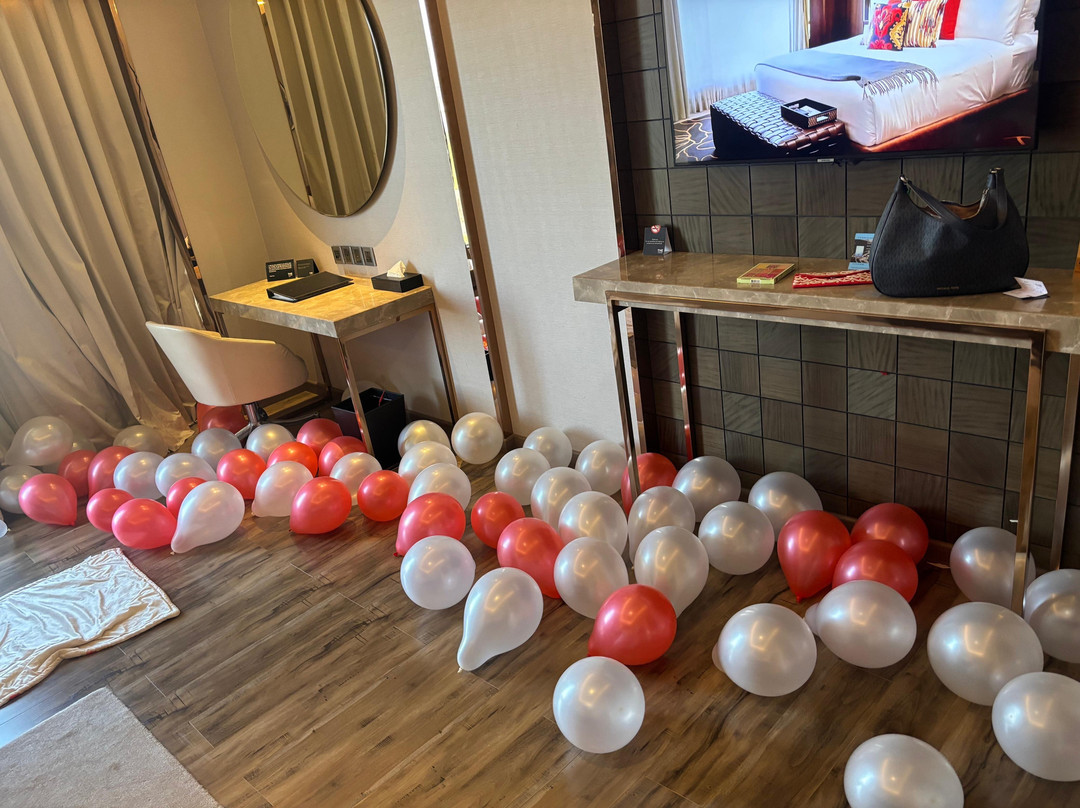 印多尔公园酒店主图