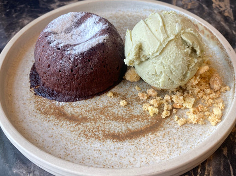 唐纳姆霍尔酒店主图