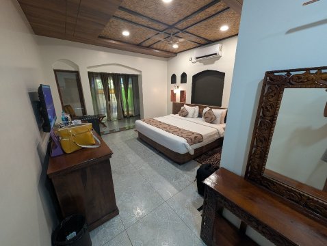 Sterling Padam Pench-官方