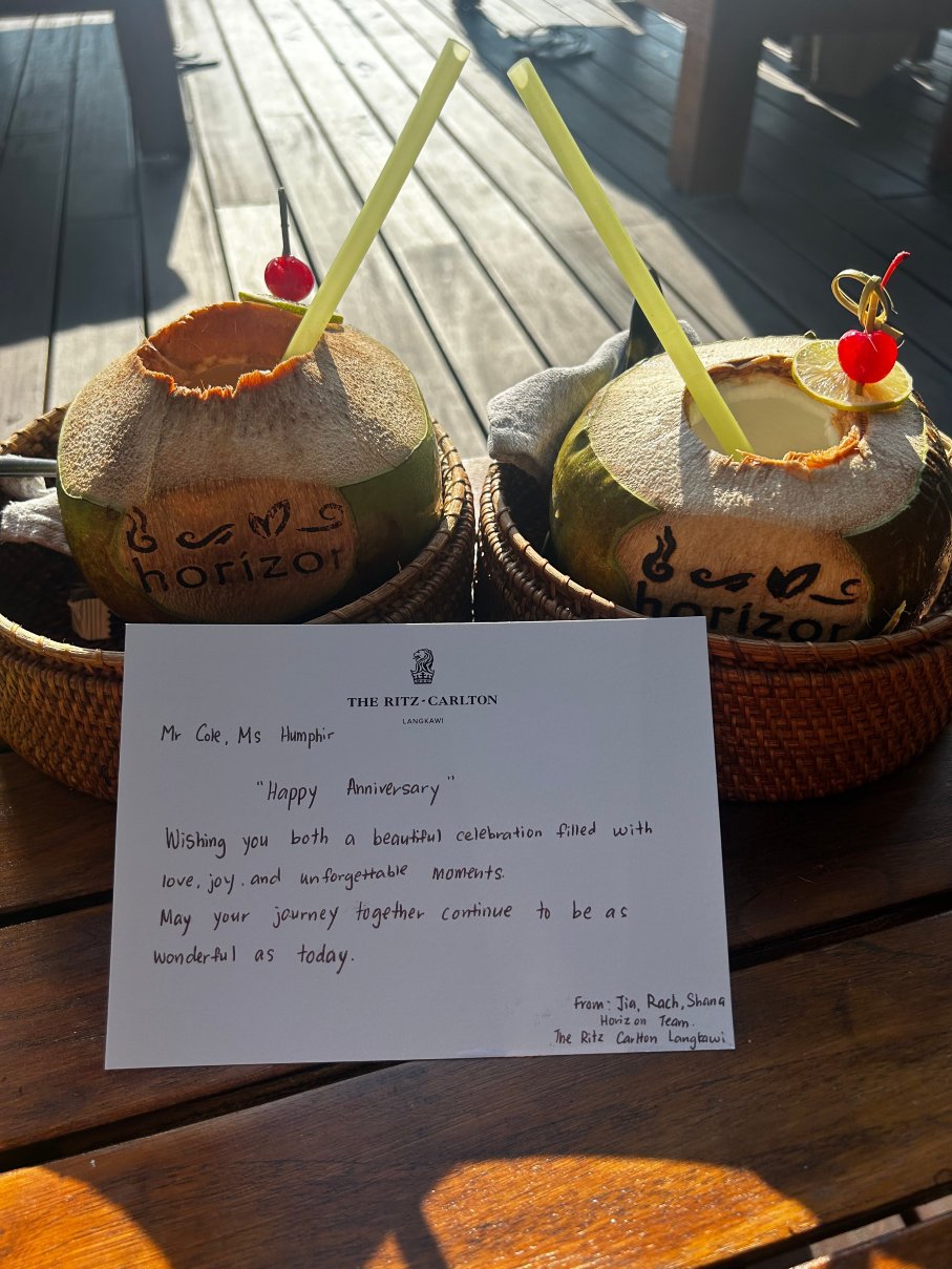 兰卡威丽思卡尔顿酒店-泳池