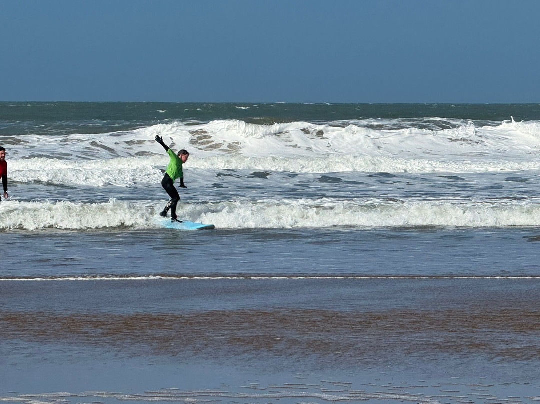 Surfing Croyde Bay-Croyde必去景点