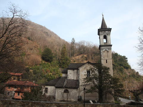 Orrido di sant'anna-坎诺比奥必去景点