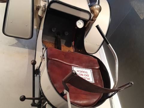 Morgan Motor Company-大莫尔文必去景点