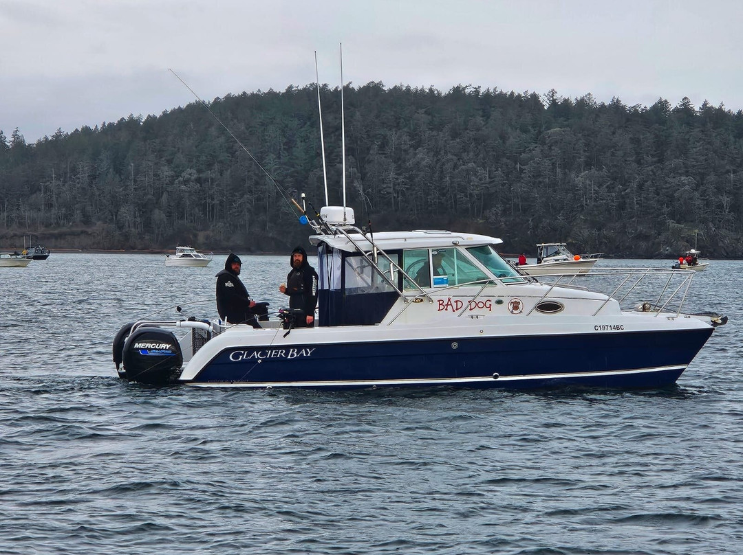 Marcus Kennett Fishing Charters-Port Renfrew必去景点