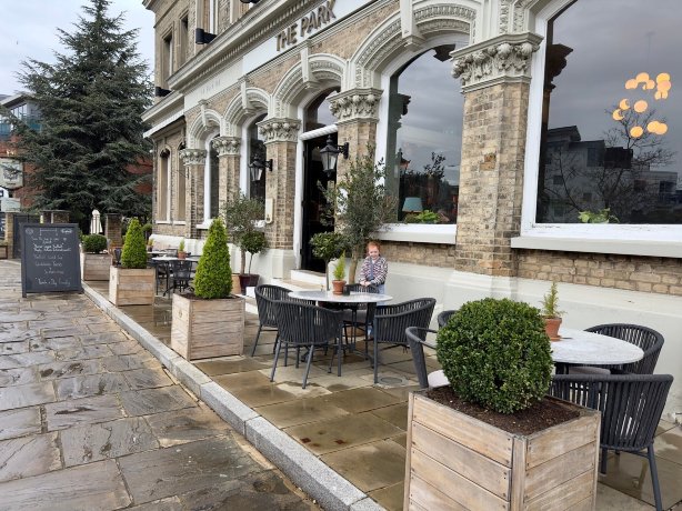 公园酒店-旅行者