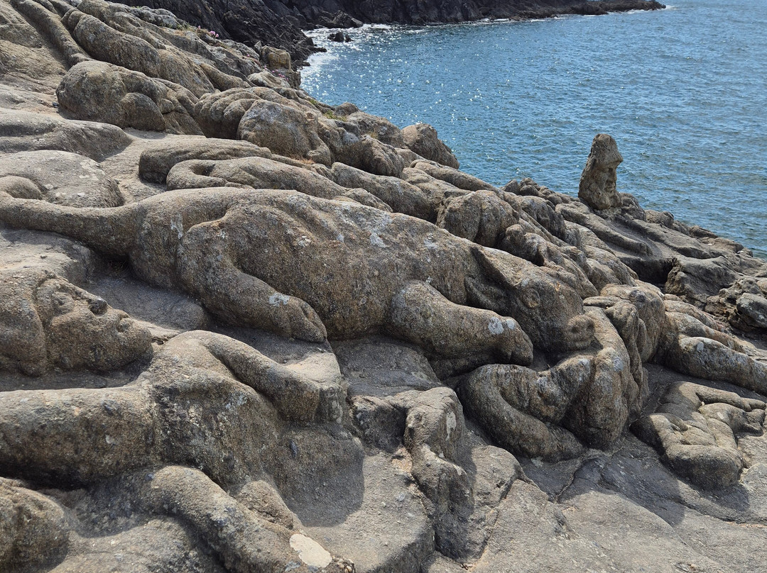 Les Rochers Sculptes-圣马洛必去景点