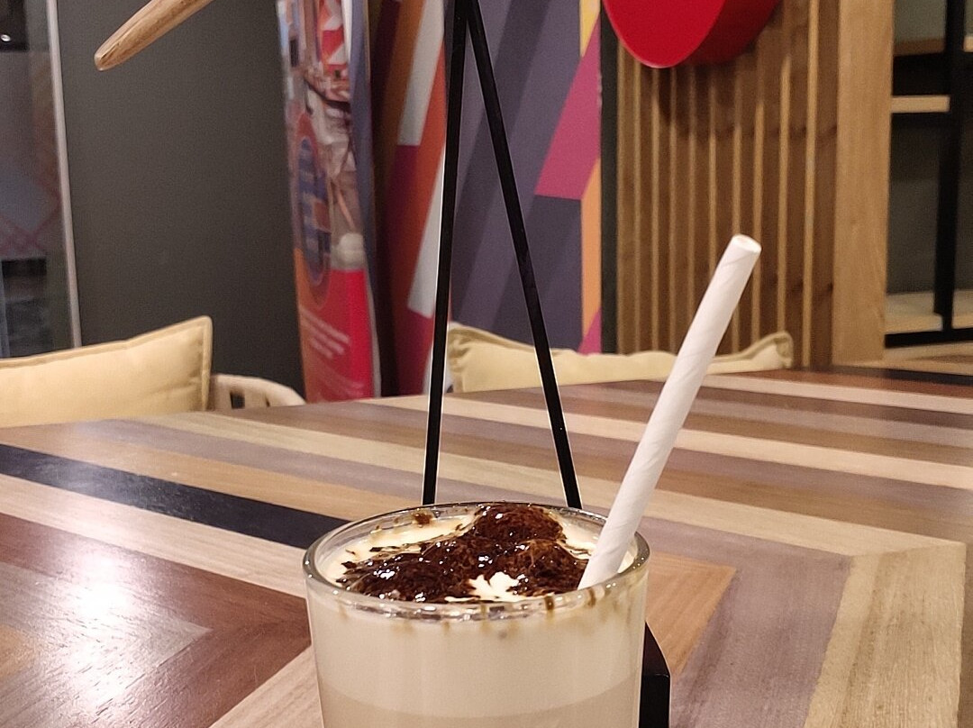 阿加尔塔拉生薑酒店主图