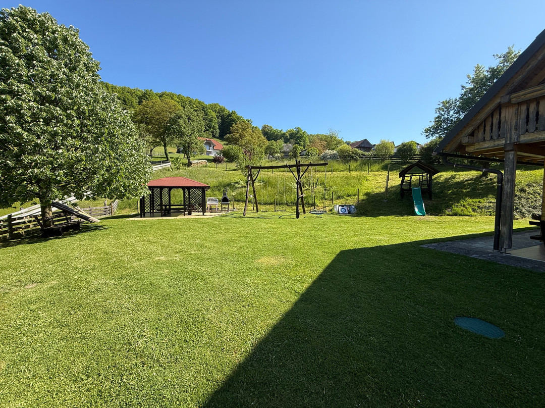 Turisticna Kmetija Pirc