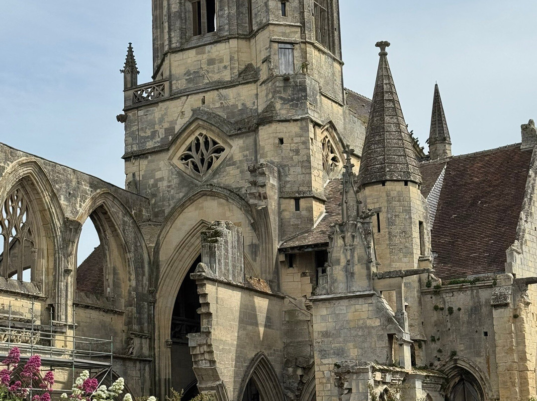 Eglise du Vieux Saint Sauveur-卡昂必去景点