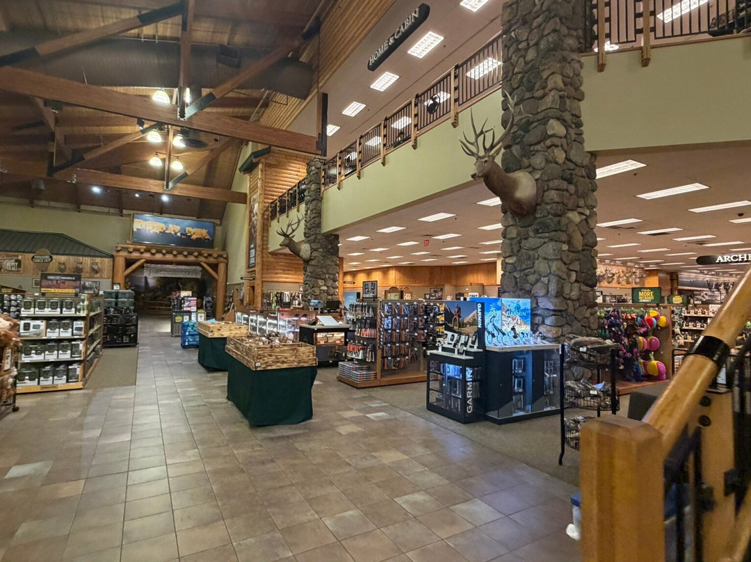 Cabela's-Hamburg必去景点