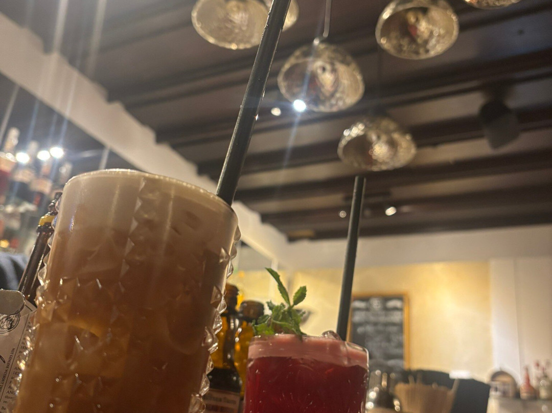 Blauer Engel Cocktail Bar