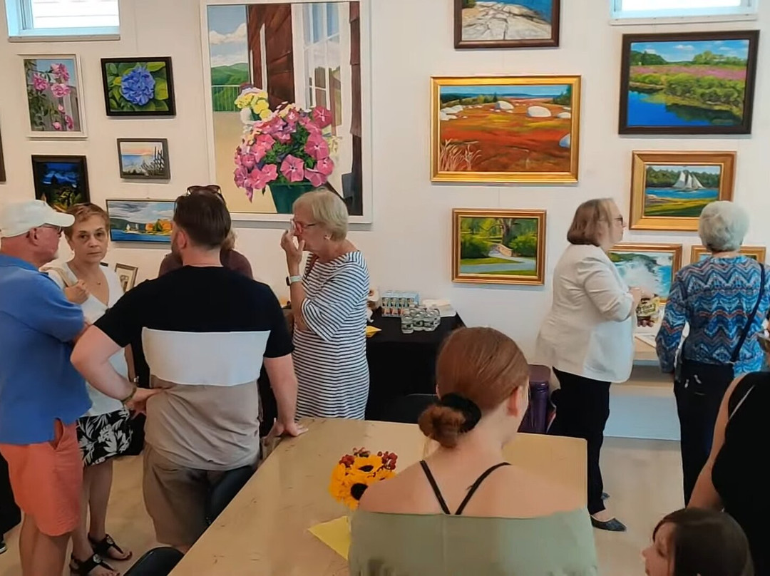 The Painted Fox Art Gallery-福克斯伯勒必去景点