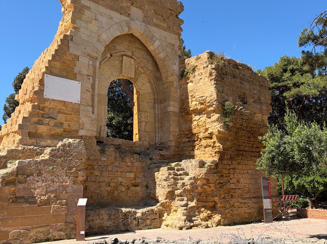 Arco Normanno-马扎拉－德尔瓦洛必去景点