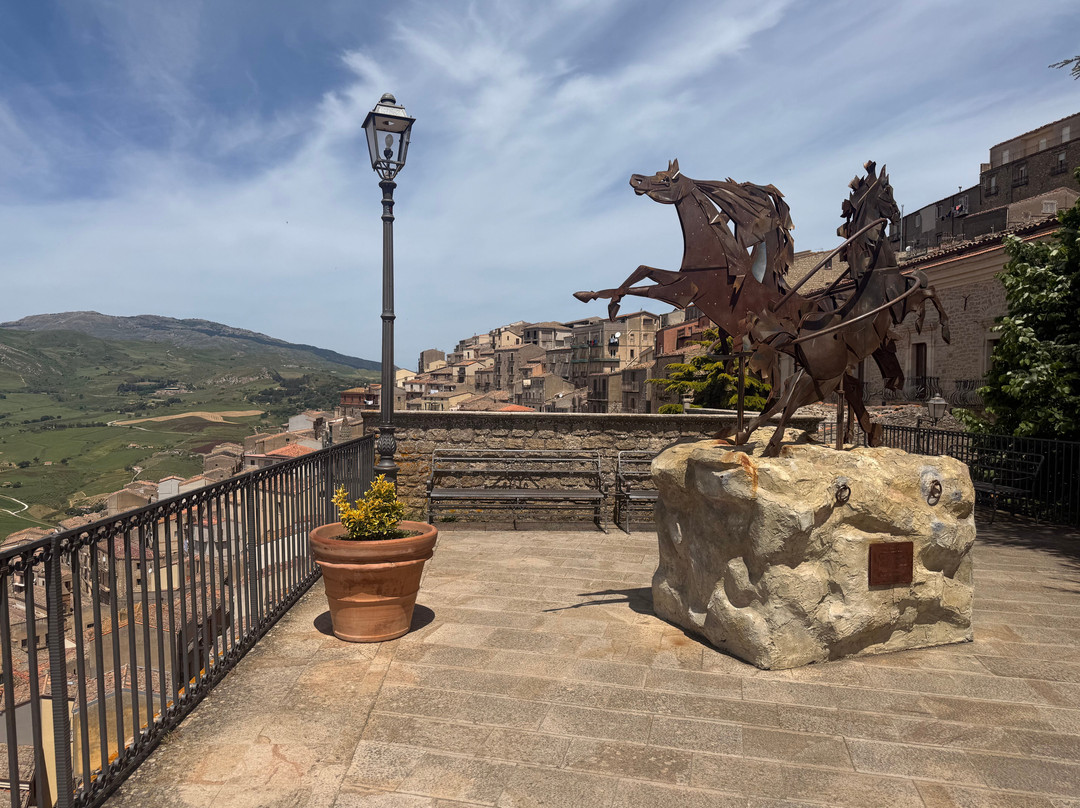 Palazzo Bongiorno-Gangi必去景点