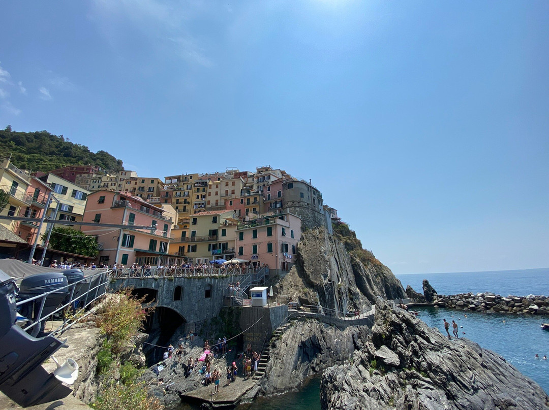 Cinque Terre Walk and Drink-Manarola必去景点