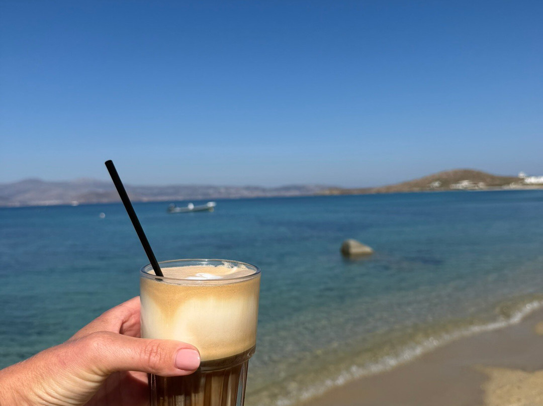 利亚纳海滩水疗酒店主图