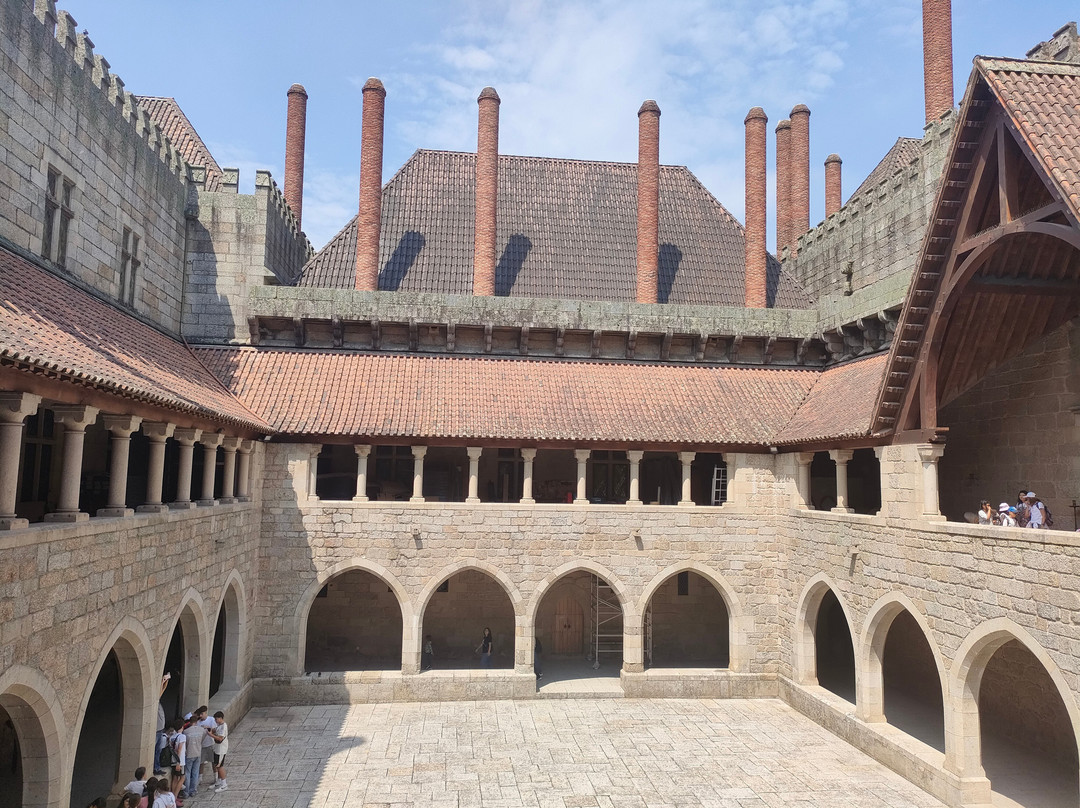 Paço dos Duques de Bragança-吉马良斯必去景点