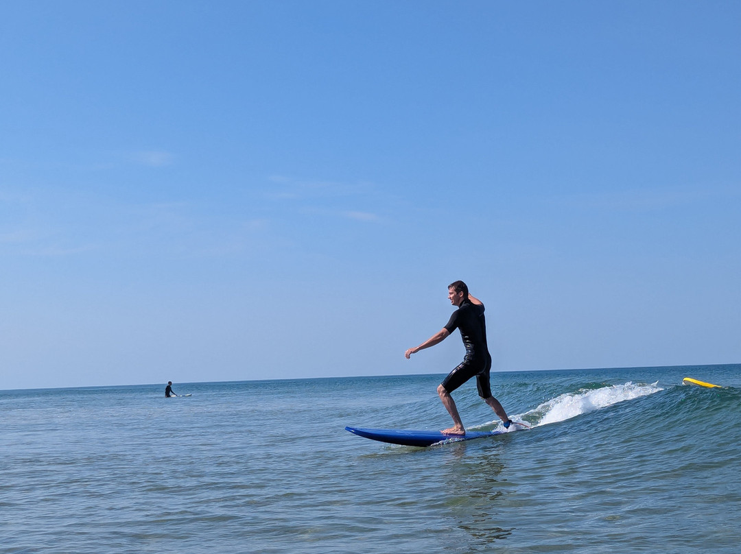 Island surf school-Le Grand-Village-Plage必去景点