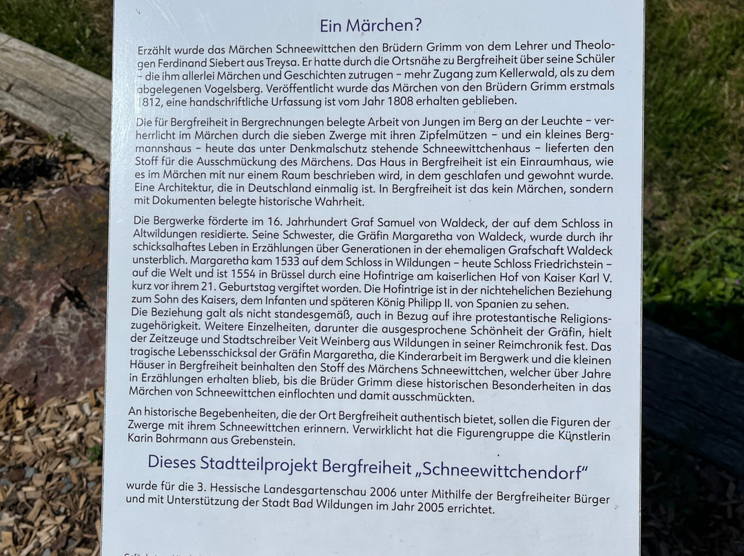 Schneewittchendorf Bergfreiheit-Bad Wildungen必去景点