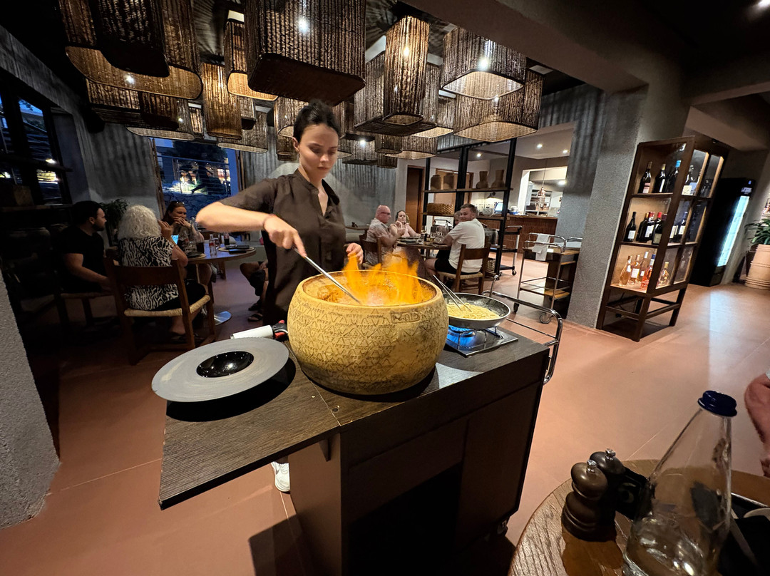 港口皇家别墅和温泉酒店-限成人主图