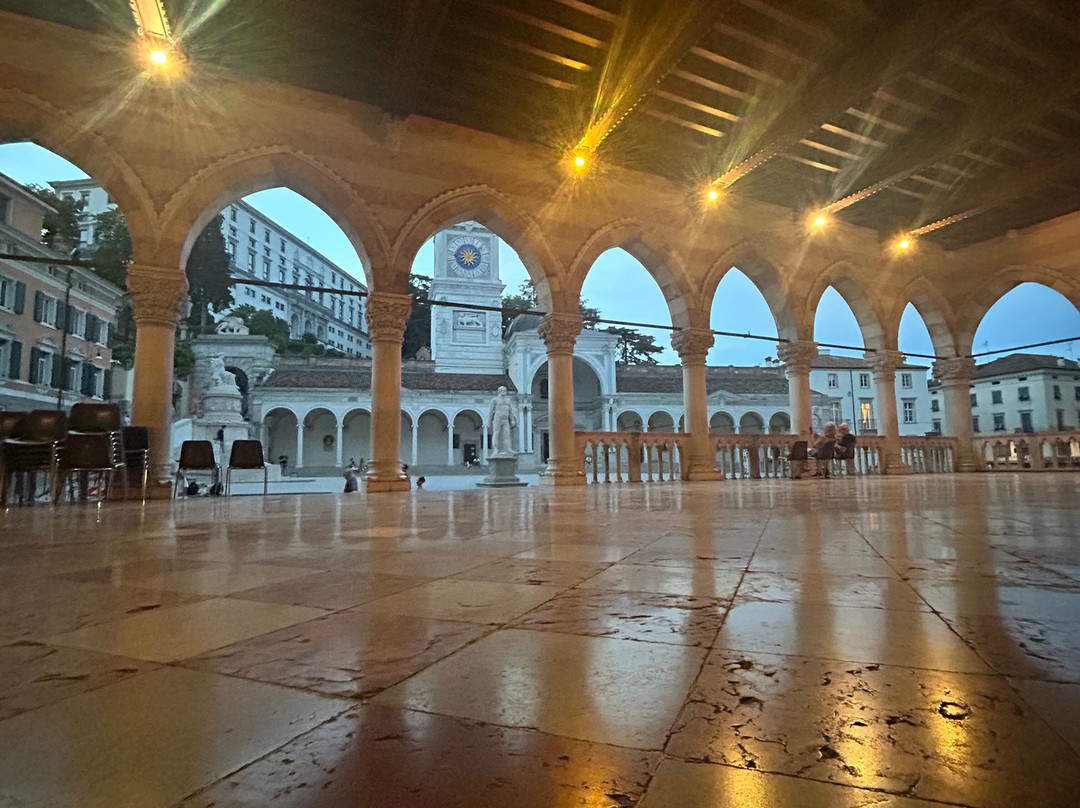 Loggia del Lionello-乌迪内必去景点
