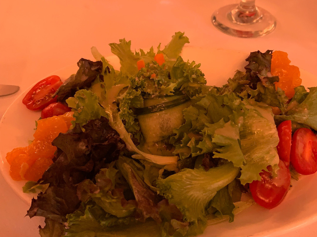 Twelve Oaks Restaurant & Tavern