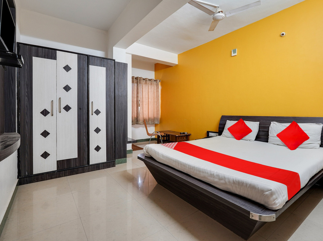 Hotel O Vasudha Rooms