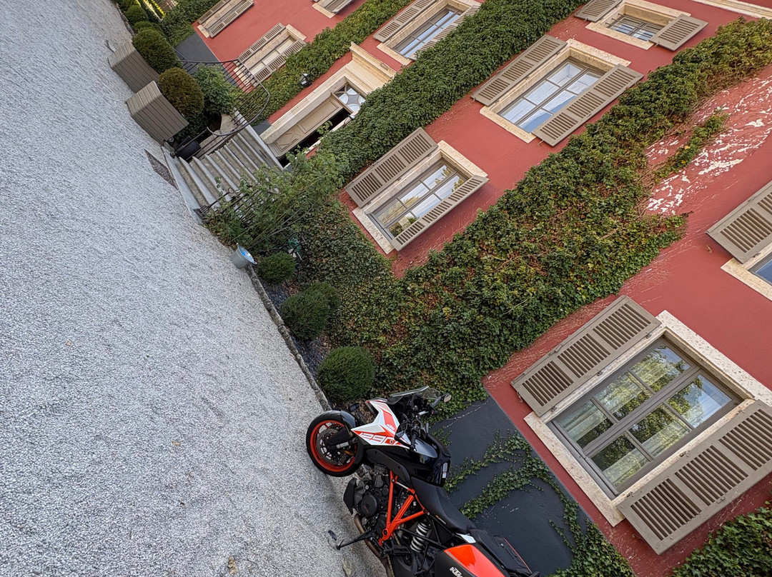 库尔班城堡温泉努克斯酒店主图