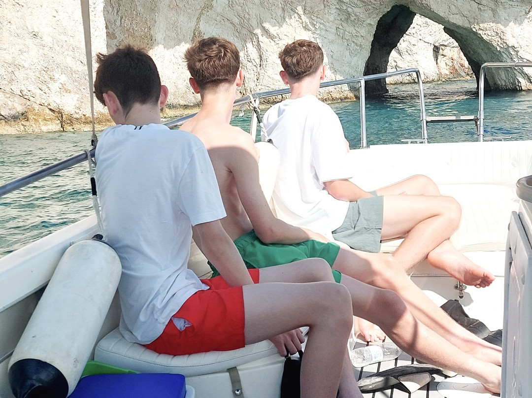 Zante Vipboats-阿雷克斯必去景点