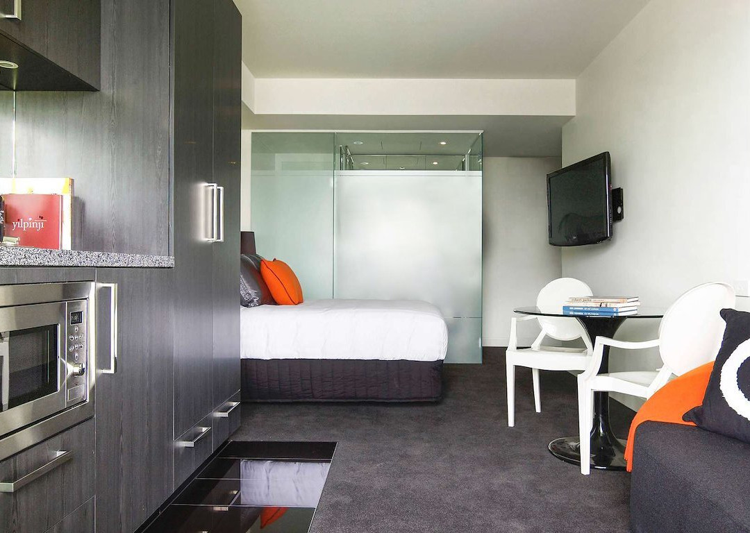 Elli Prahran