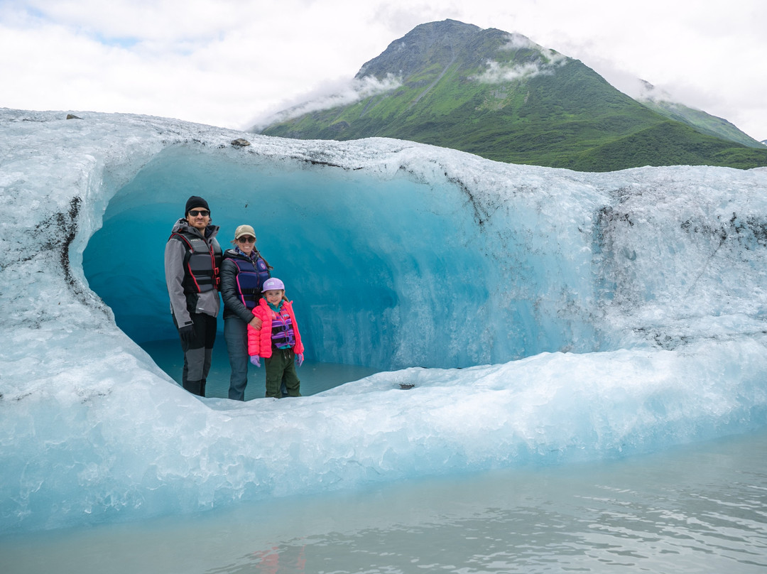 Alaska Guide Co-瓦尔迪兹必去景点