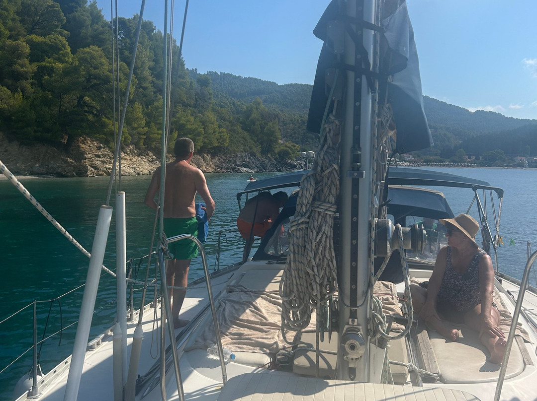 Carpe Diem Sailing-Skiathos Town必去景点