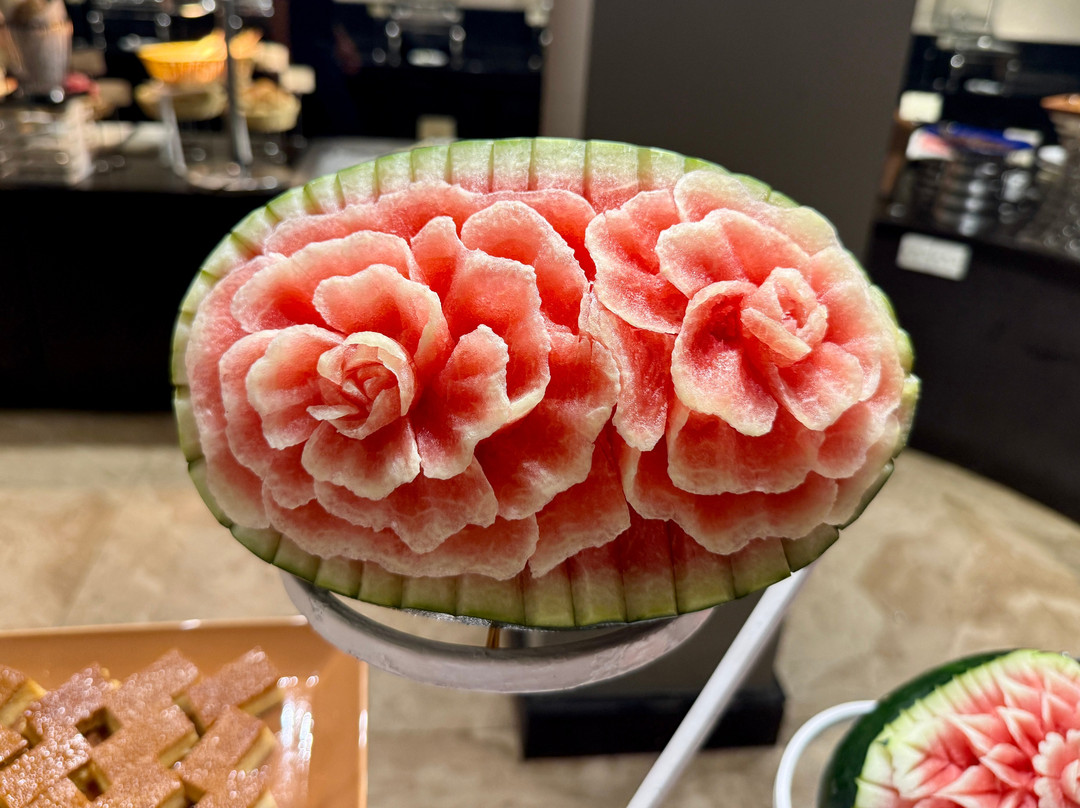 伯爵摄政酒店主图
