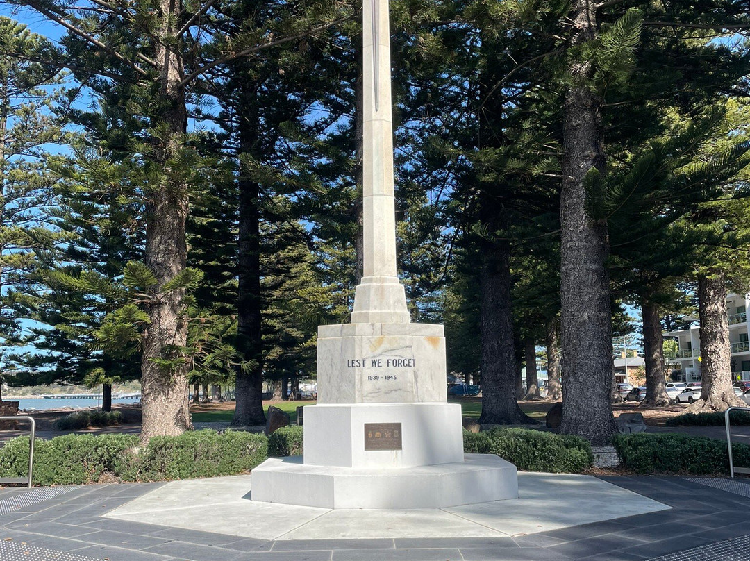 Victor Harbour Cenotaph-维克多港必去景点