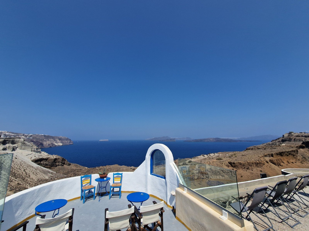 Caldera View Bar Restaurant