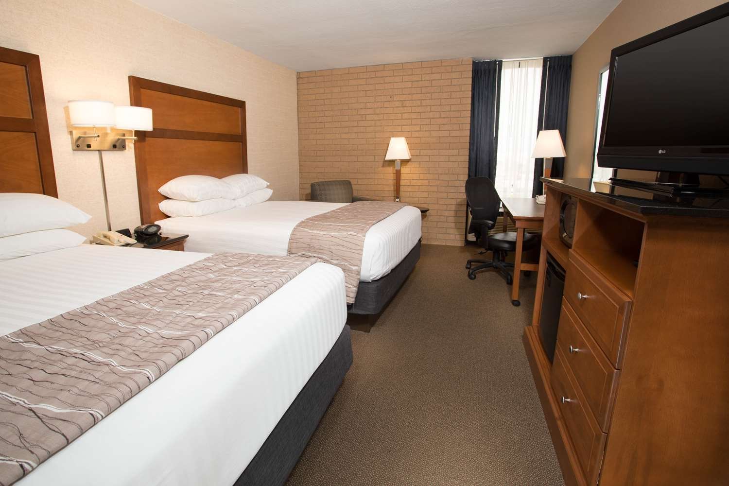 Drury Inn & Suites Champaign-官方