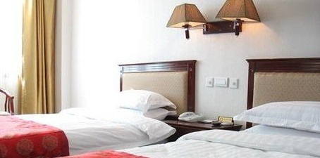 黄鹤假日酒店主图