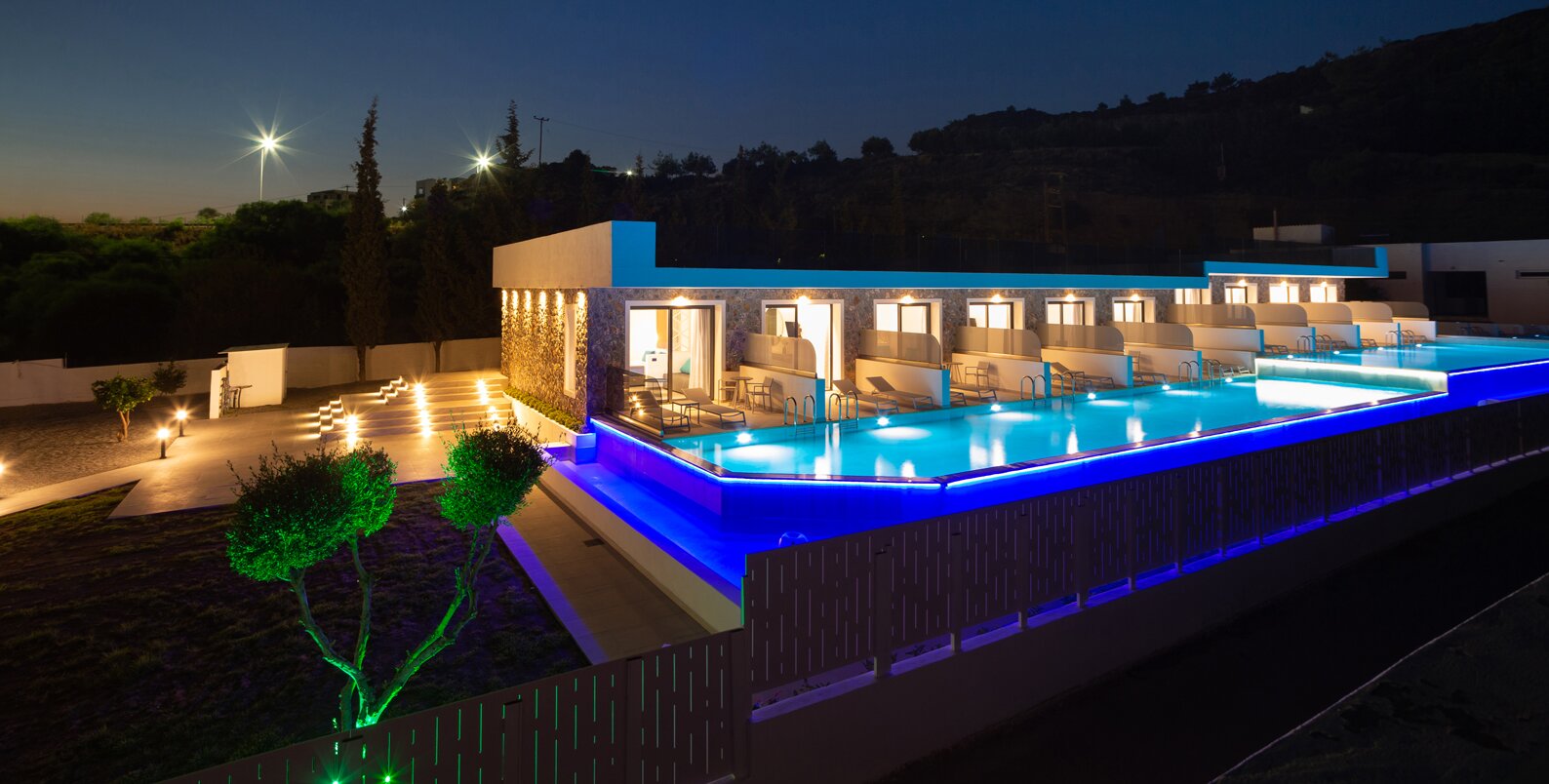 Zoes Hotel-官方
