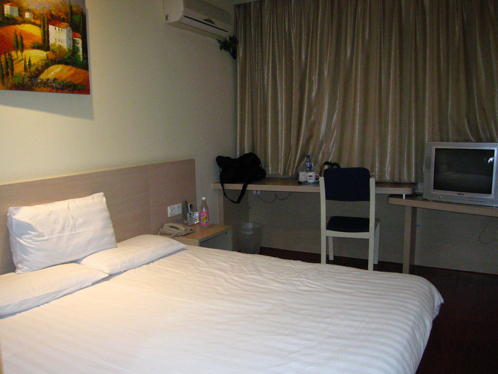 上海汉庭复旦店主图