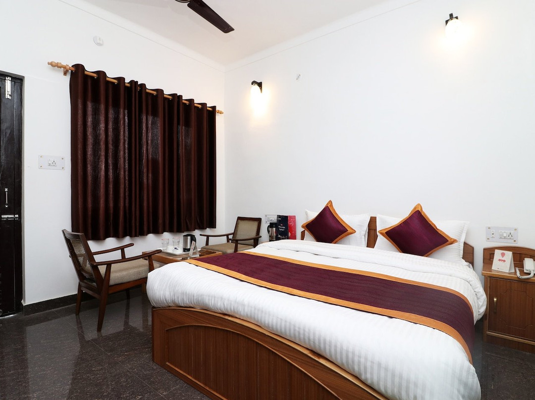 OYO 14559 The Gharonda