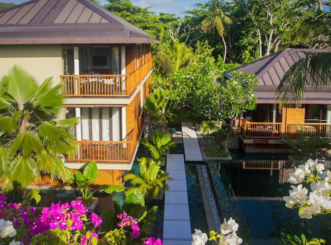 德瓦塔拉海滩酒店主图