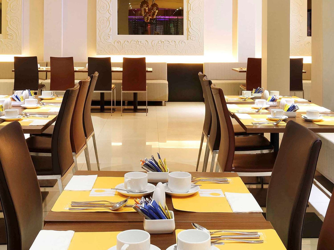 汉杰鲁马辰机场诺富特酒店主图