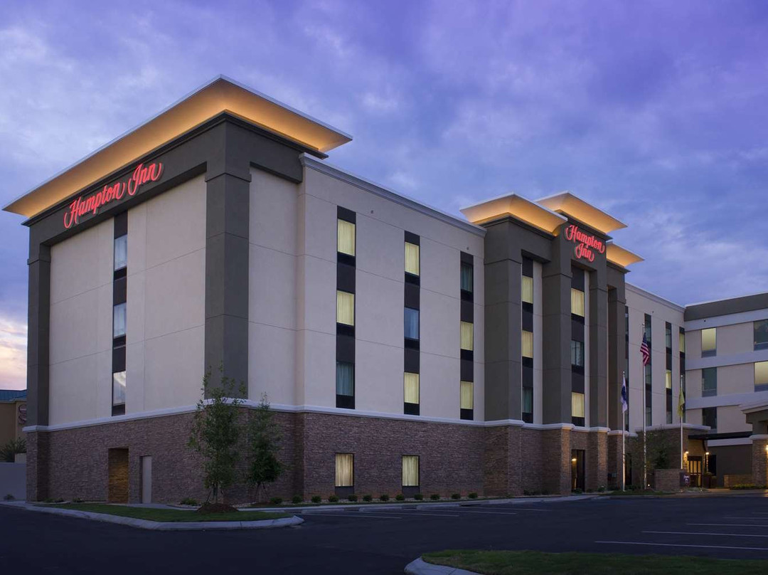 Hampton Inn By Hilton Hattiesburg主图