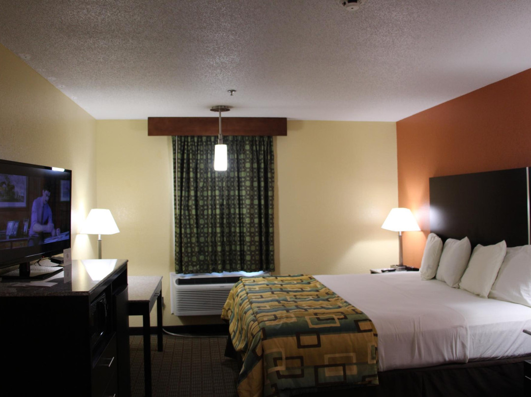 克里夫兰酒店住宿-Douglas Inn & Suites